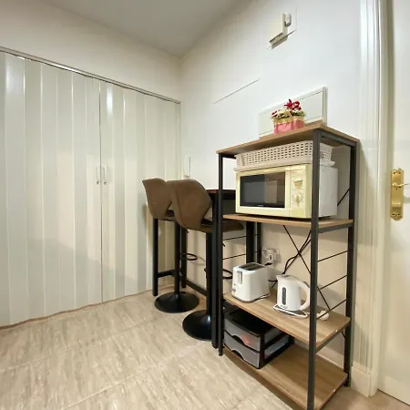 W/balcony View & Pool