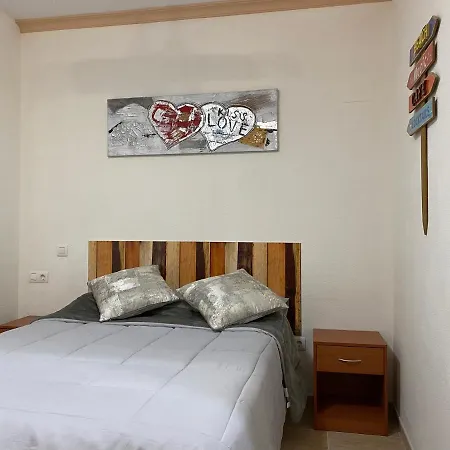 Apartamento W/balcony View & Pool