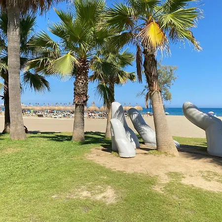 W/balcony View & Pool Lejlighed Fuengirola