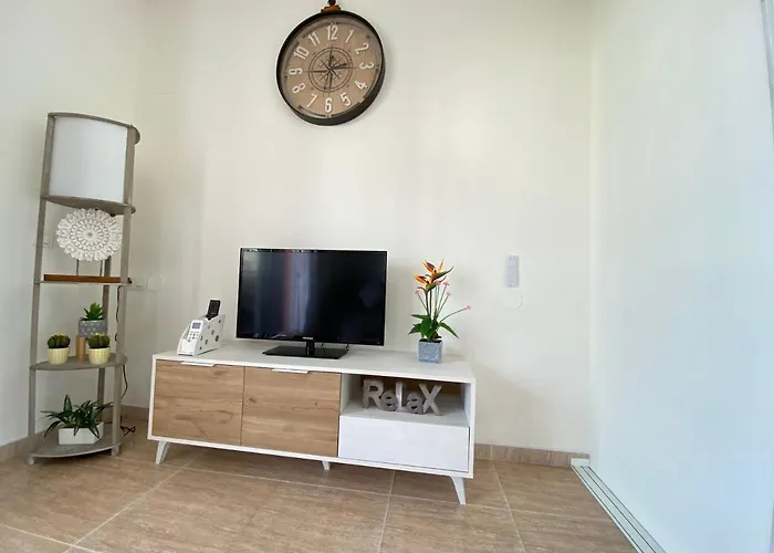 W/balcony View & Pool