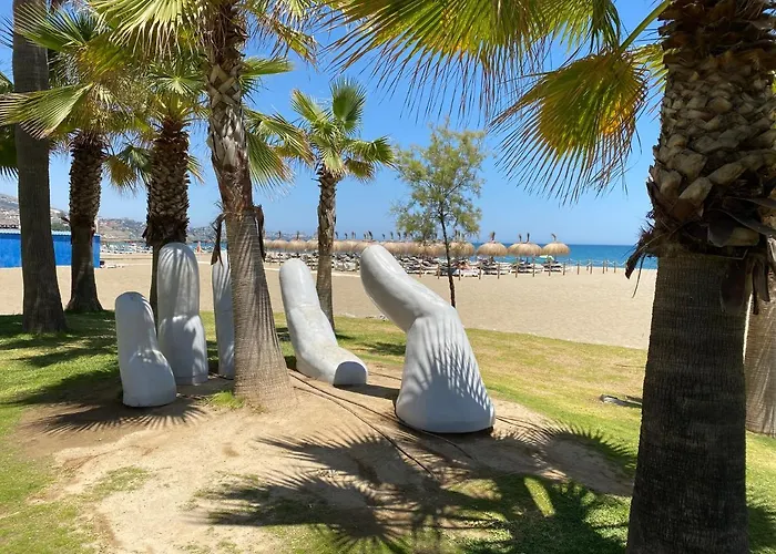 W/balcony View & Pool Apartment